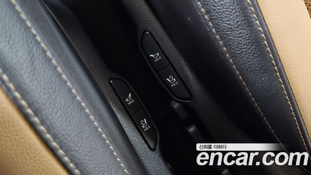 Kia Canival 2021 — photo 33