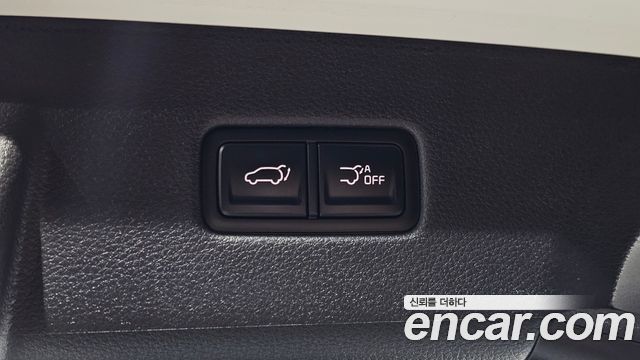 Kia Canival 2021 — photo 36