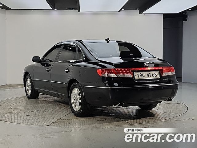 Hyundai Grandeur 2010 — photo 3