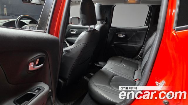 Jeep Renegade 2020 — photo 12