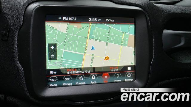Jeep Renegade 2020 — photo 15