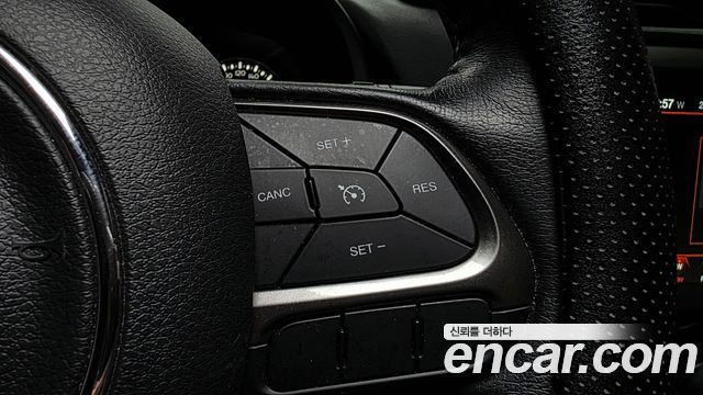 Jeep Renegade 2020 — photo 18