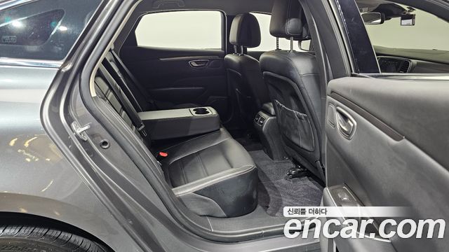 Renault Korea SM6 2023 — photo 11