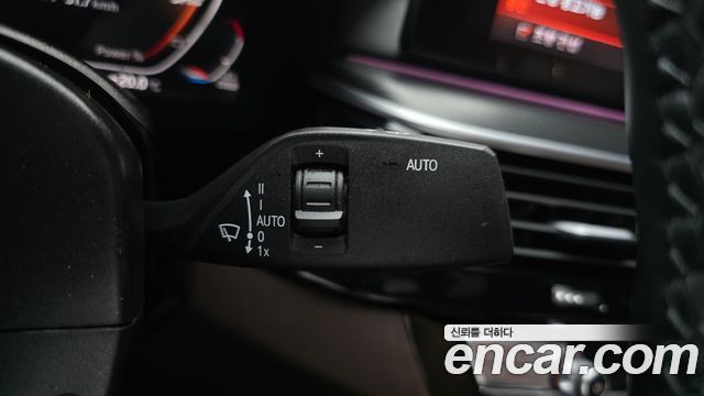 BMW Gran Turismo 2023 — photo 23