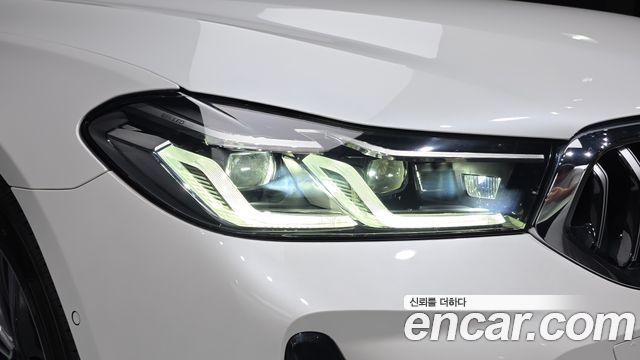 BMW Gran Turismo 2023 — photo 8