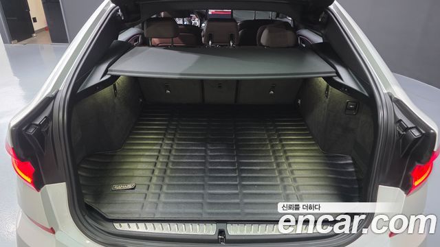 BMW Gran Turismo 2023 — photo 34
