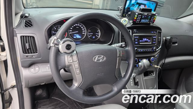 Hyundai Starex 2016 — photo 14