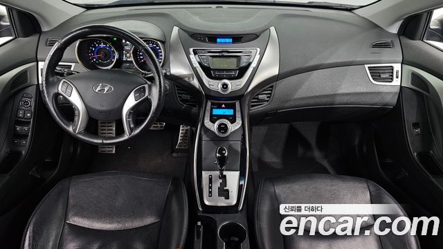 Hyundai AVANTE 2011 — photo 10