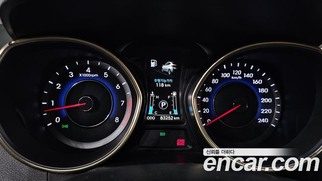 Hyundai AVANTE 2011 — photo 11