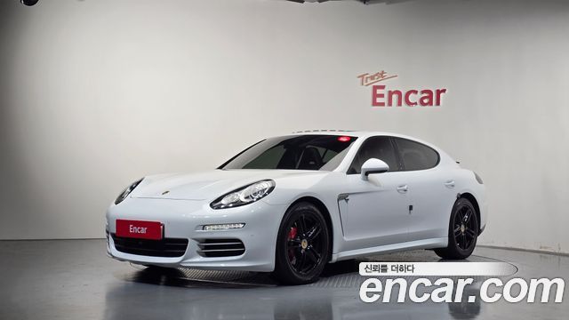 Porsche Panamera 2014 — photo 1