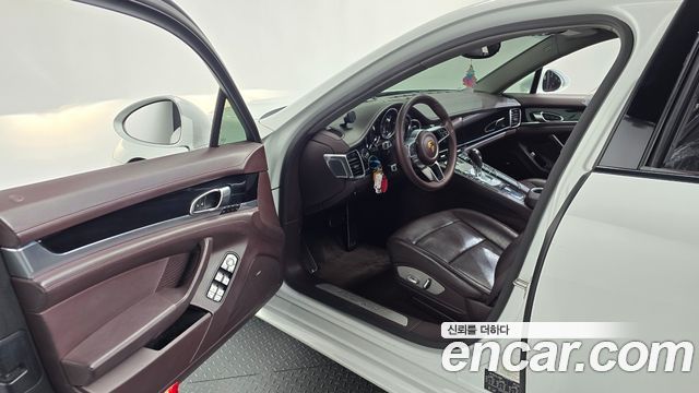 Porsche Panamera 2014 — photo 10