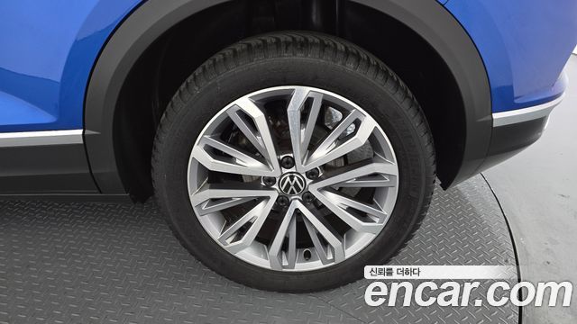 Volkswagen T-Roc 2021 — photo 7