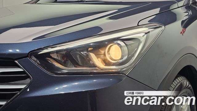 Hyundai Santafe 2017 — photo 8