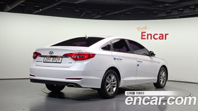 Hyundai Sonata 2015 — photo 2