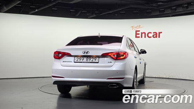 Hyundai Sonata 2015 — photo 4