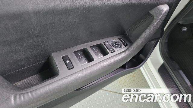 Hyundai Sonata 2015 — photo 17