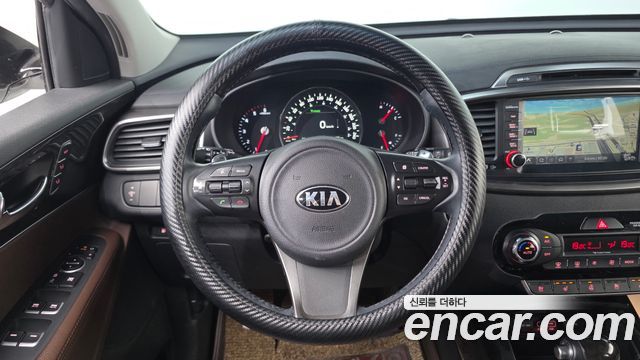 Kia Sorento 2016 — photo 14