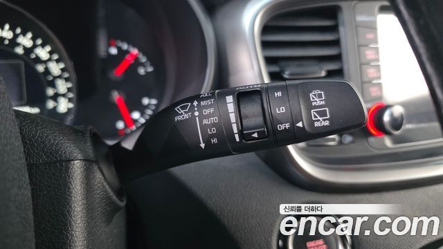 Kia Sorento 2016 — photo 15