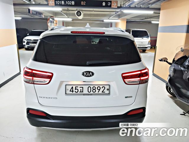 Kia Sorento 2016 — photo 4