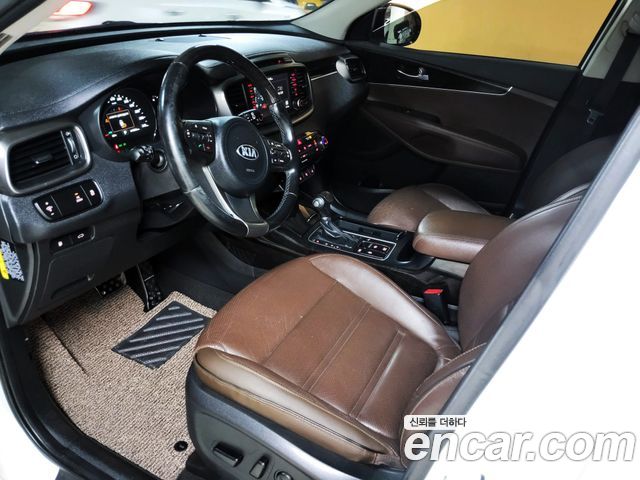 Kia Sorento 2016 — photo 10