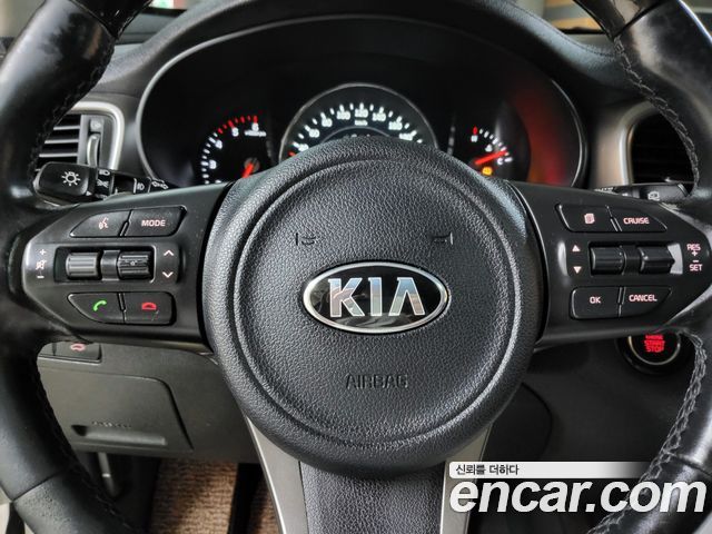 Kia Sorento 2016 — photo 17