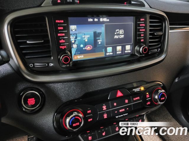 Kia Sorento 2016 — photo 18