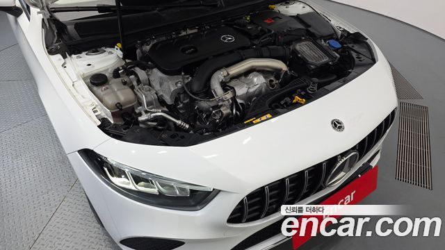 Mercedes-Benz A-Class 2025 — photo 6