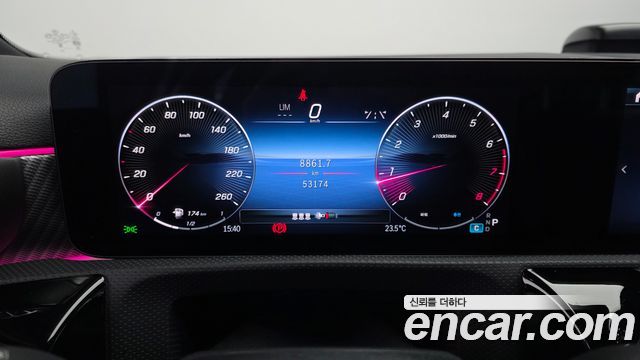 Mercedes-Benz A-Class 2025 — photo 11