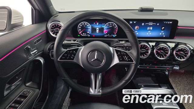 Mercedes-Benz A-Class 2025 — photo 19