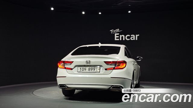 Honda Accord 2018 — photo 4