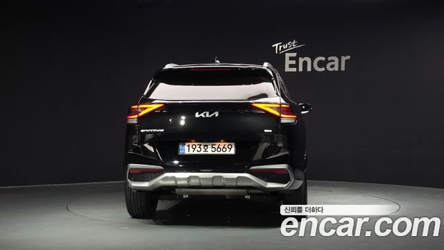 Kia Sportage 2023 — photo 4