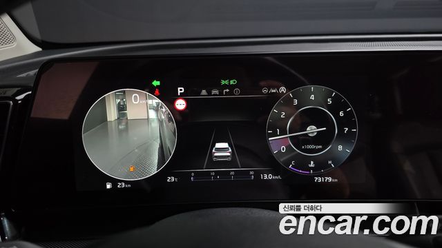 Kia Sportage 2023 — photo 11