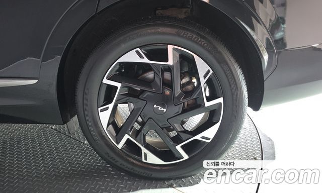 Kia Sportage 2023 — photo 7