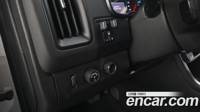 Chevrolet Korea Colorado 2020 — photo 32