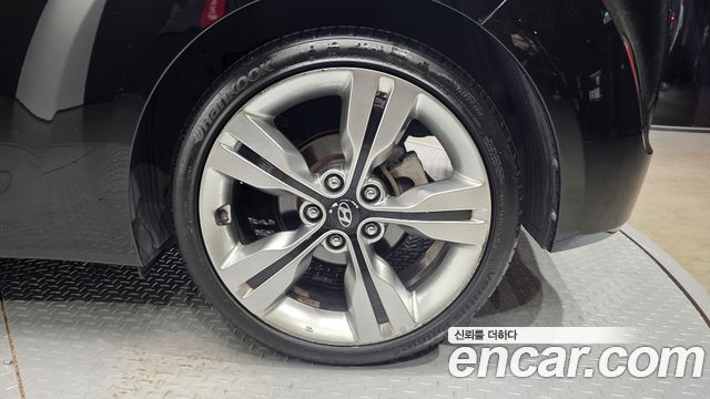 Hyundai Veloster 2012 — photo 7