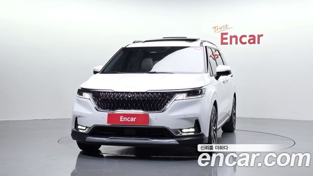 Kia Canival 2021 — photo 3
