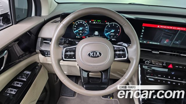 Kia Canival 2021 — photo 13