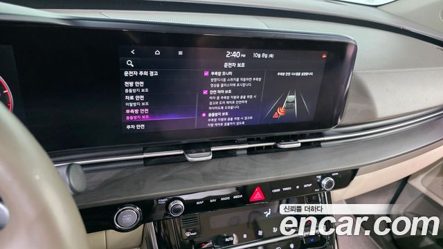 Kia Canival 2021 — photo 14