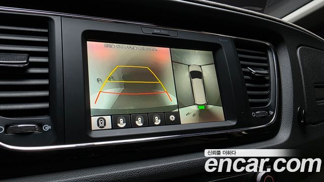 Kia Canival 2018 — photo 21