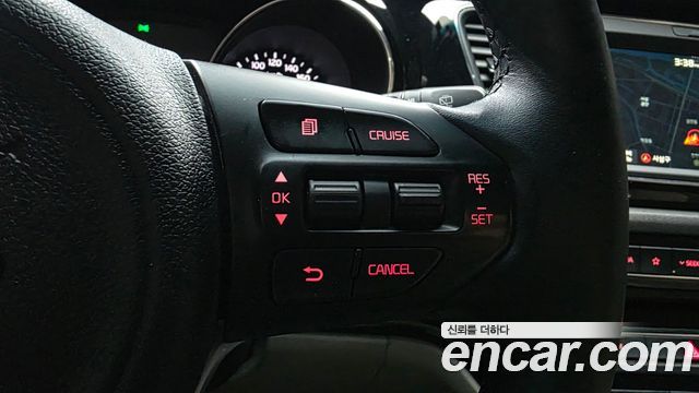 Kia Canival 2018 — photo 22