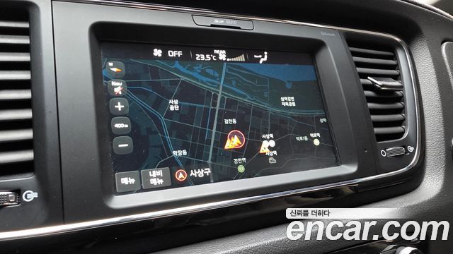 Kia Canival 2018 — photo 30