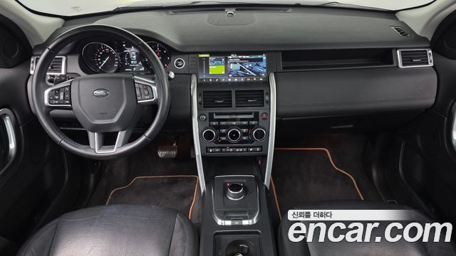 Land Rover Discovery Sport 2019 — photo 10