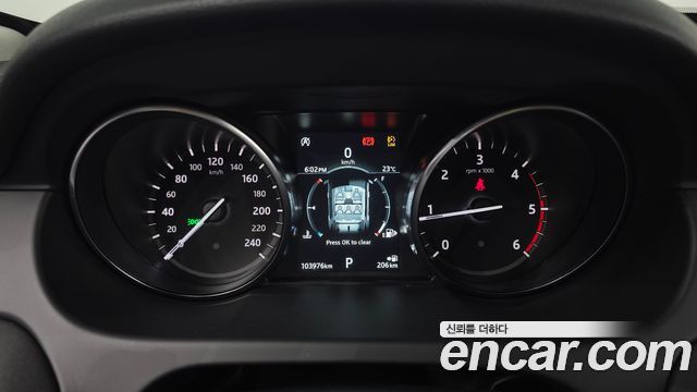 Land Rover Discovery Sport 2019 — photo 11