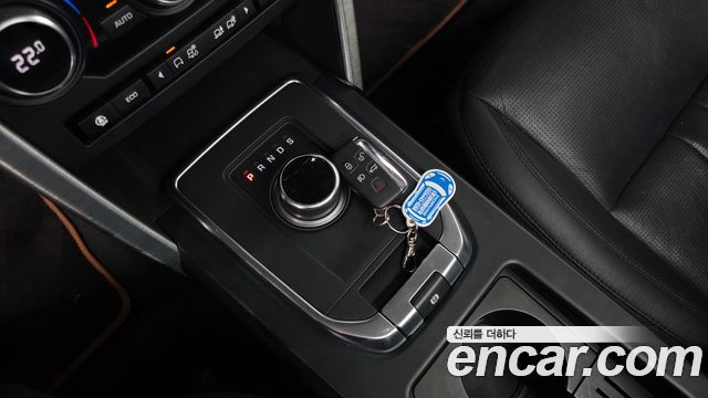 Land Rover Discovery Sport 2019 — photo 12