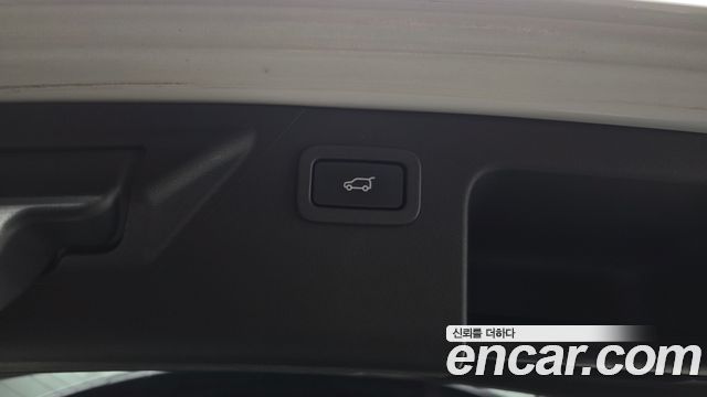 Land Rover Discovery Sport 2019 — photo 31