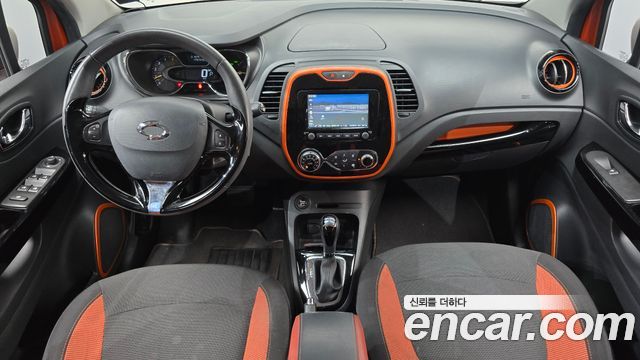Renault Korea QM3 2015 — photo 10