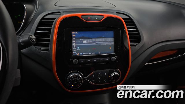 Renault Korea QM3 2015 — photo 20