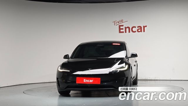 Tesla Model 3 2026 — photo 3
