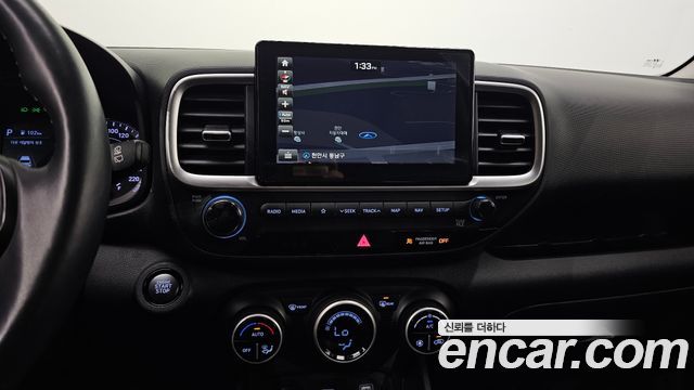 Hyundai Venue 2020 — photo 17