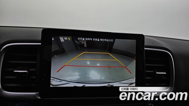 Hyundai Venue 2020 — photo 18
